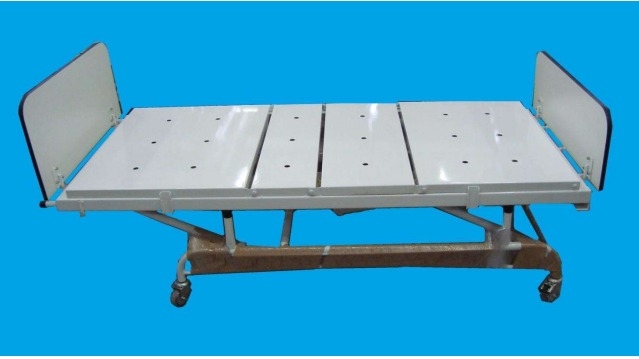 CAMA FOWLER COM PESEIRA E CABECEIRA EM MDF COM ELEVAÇÃO